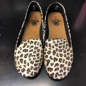 Leopard / cheetah print flats